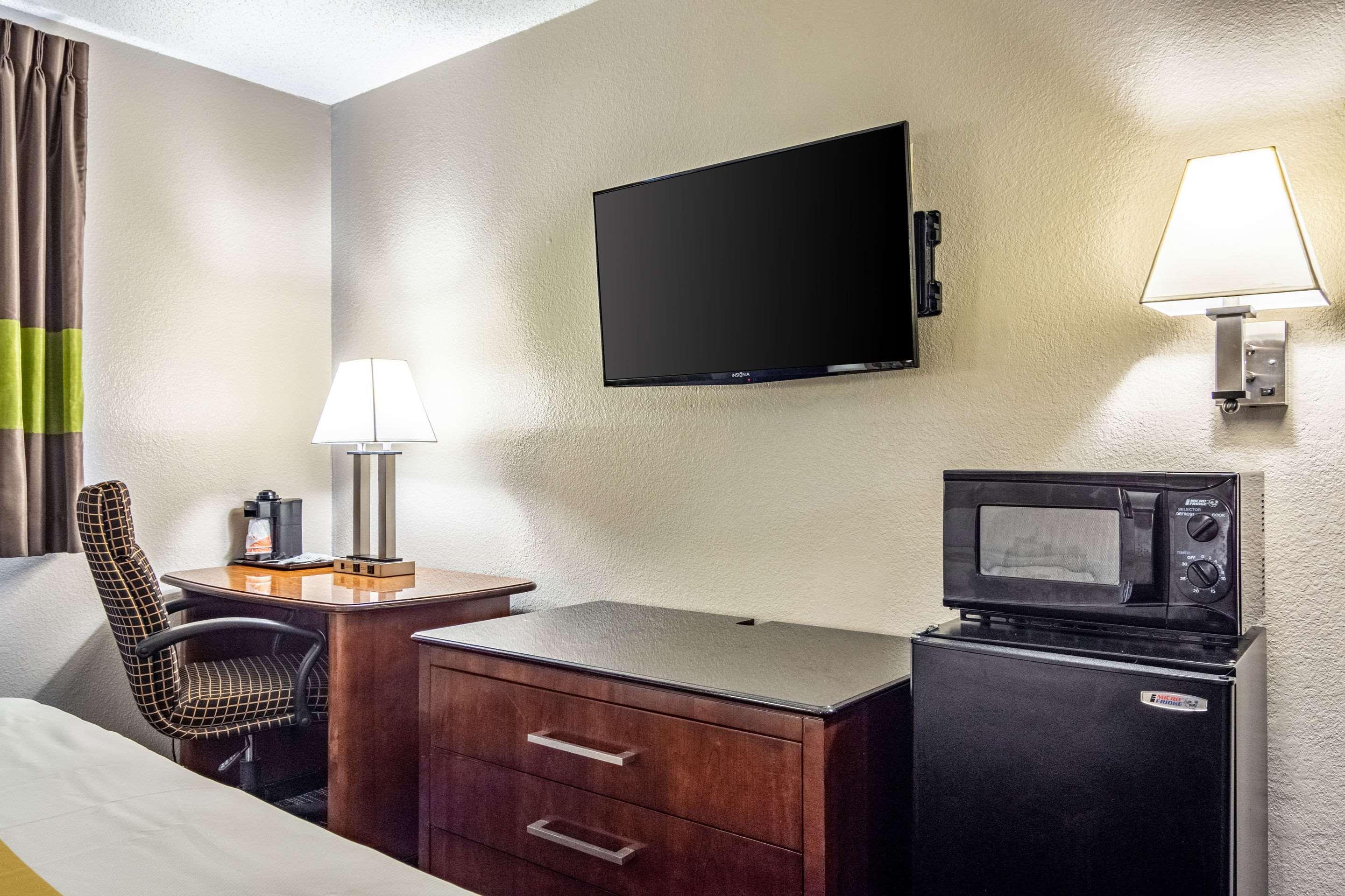 Quality Inn Atlanta Airport-Central College Park Exterior foto